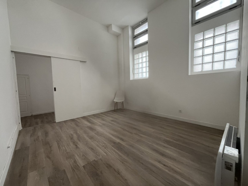 location Appartement rénové Beziers - Photo 4