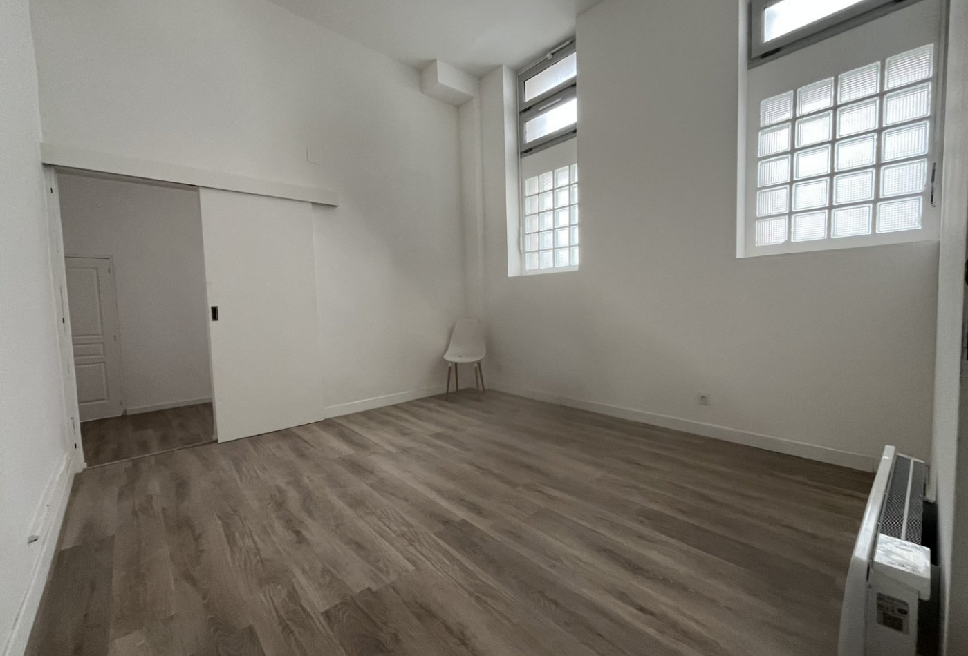 location Appartement rénové Beziers - Photo 4