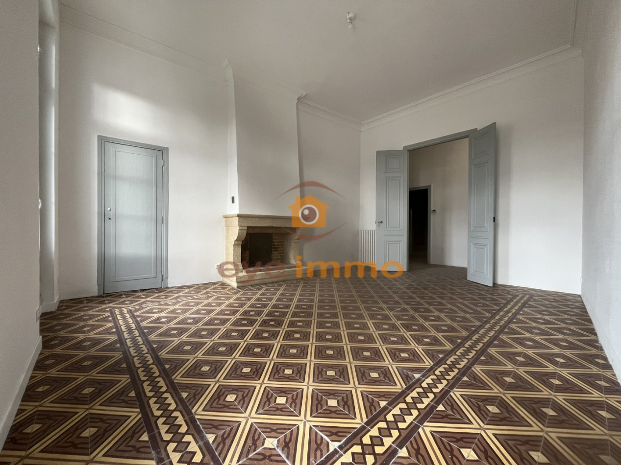 location Appartement rénové Beziers - Photo 1
