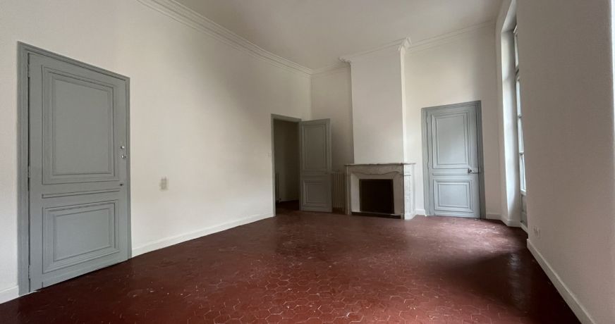 location Appartement rénové Beziers