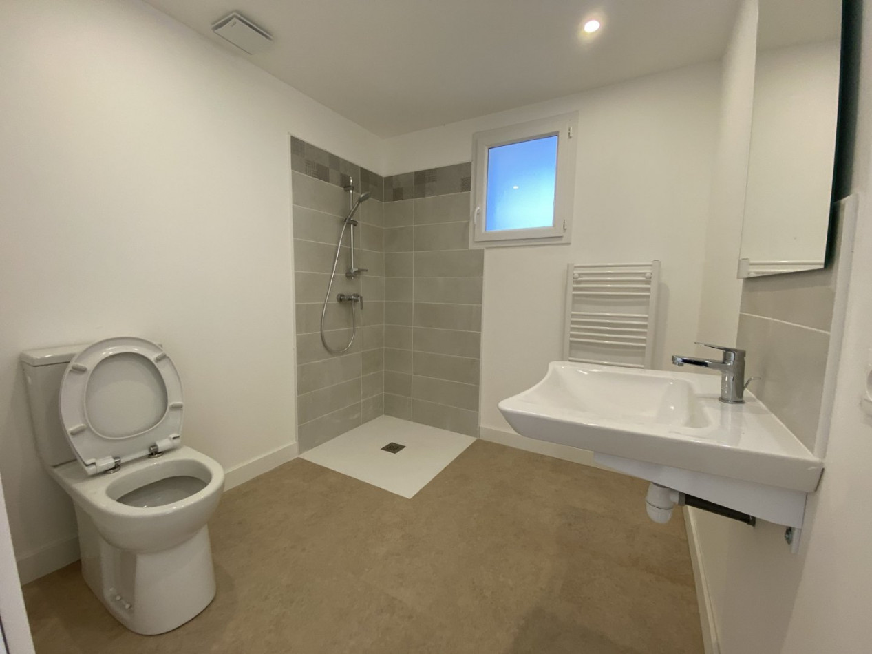 location Appartement en résidence Pezenas - Photo 6