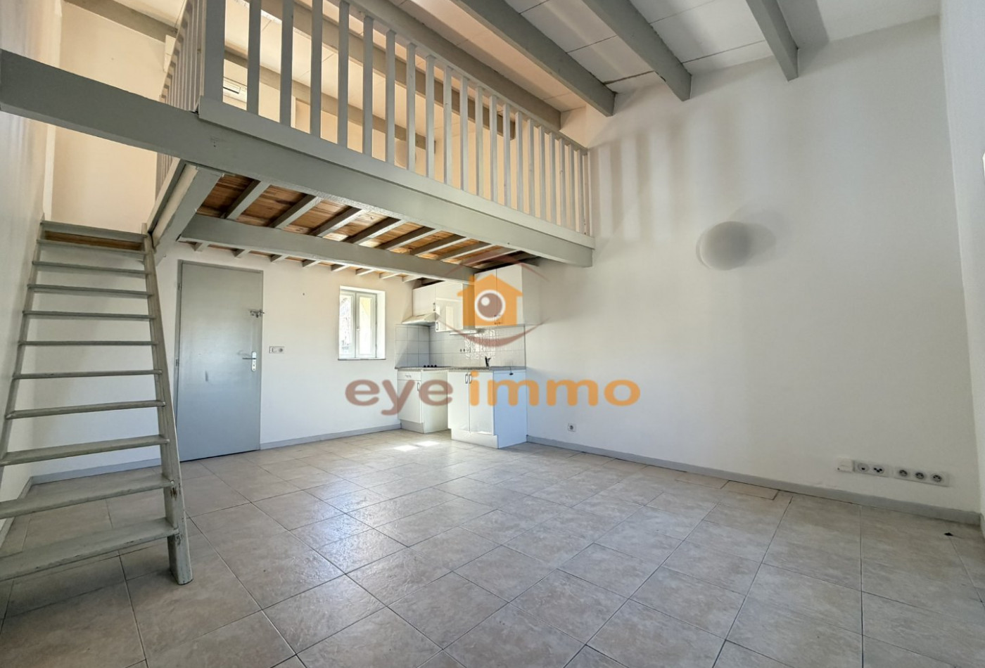 vente Triplex Pezenas - Photo 1