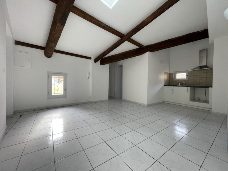 location Appartement rénové Pezenas - Photo 1