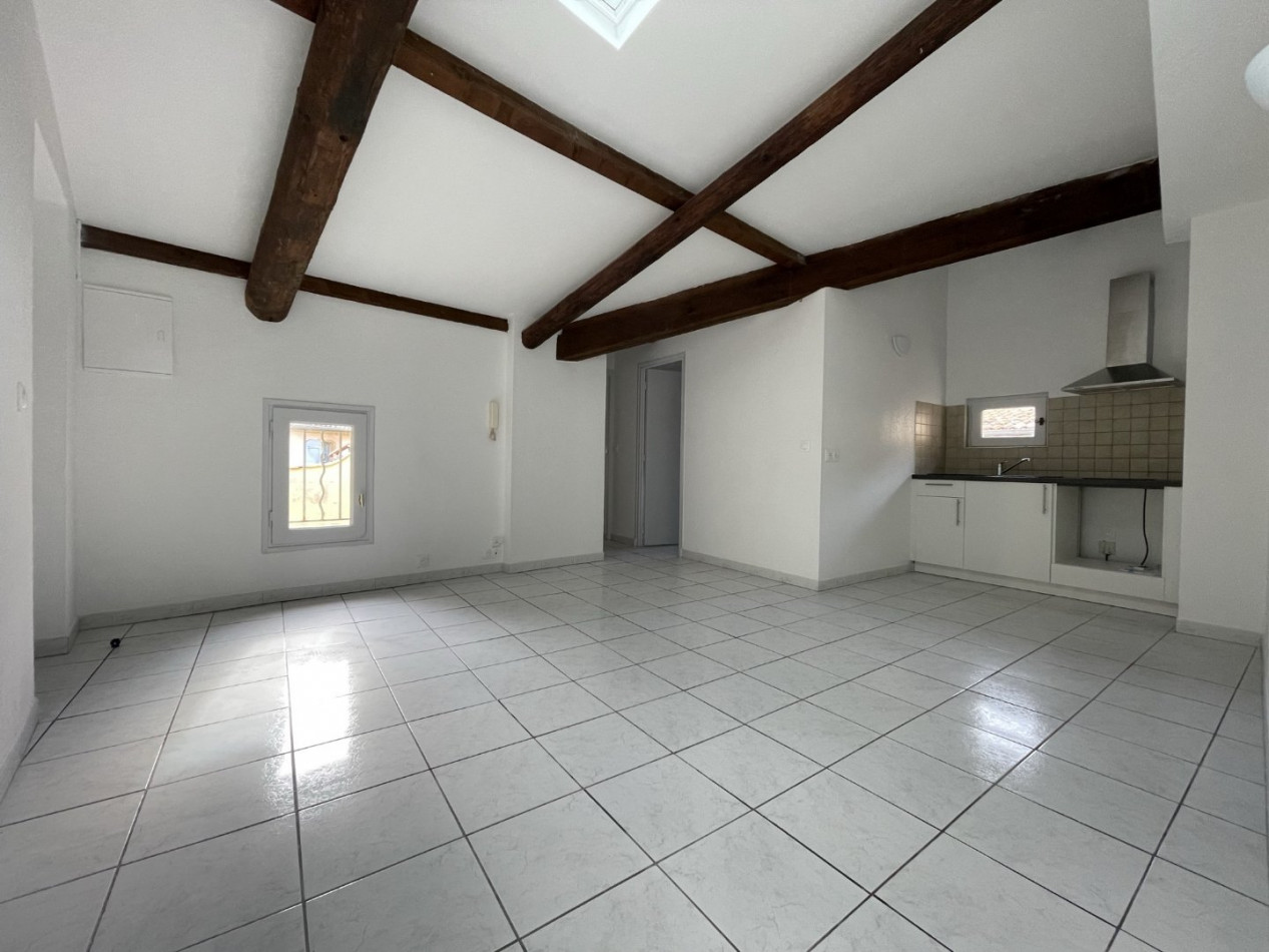 location Appartement rénové Pezenas - Photo 1