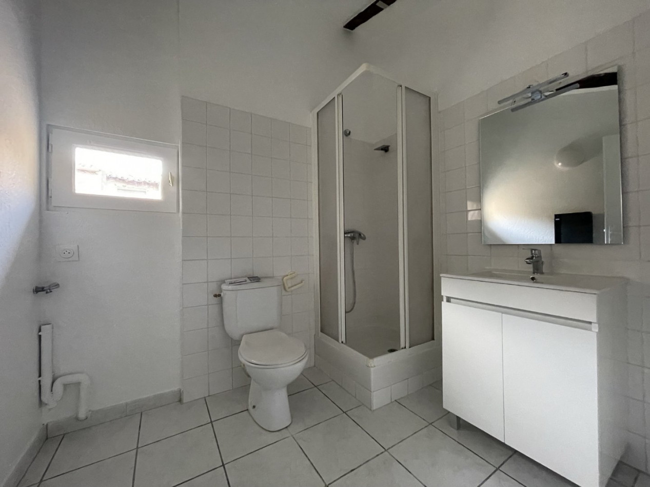 location Appartement rénové Pezenas - Photo 4