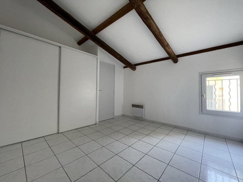 location Appartement rénové Pezenas - Photo 3