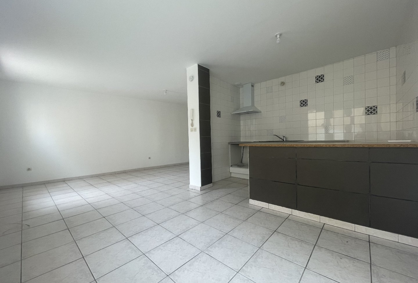 location Bureau Serignan - Photo 3