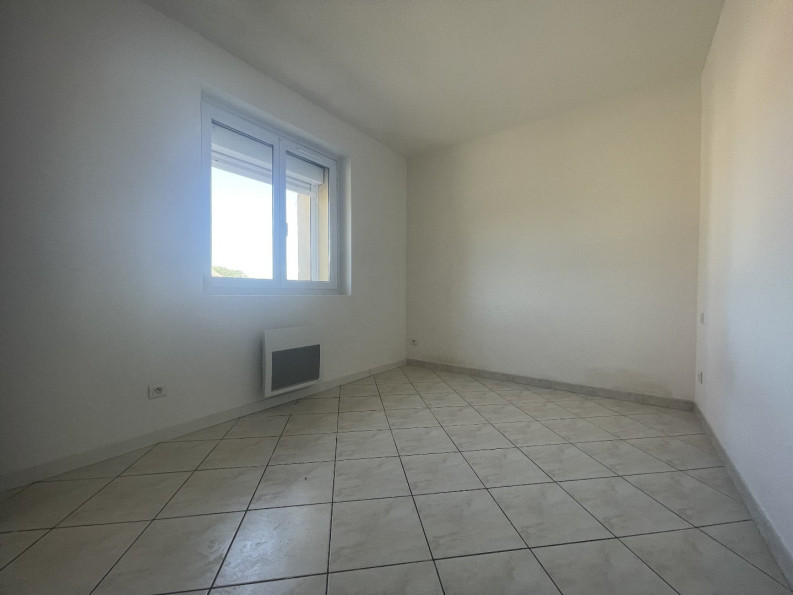 location Appartement Espondeilhan - Photo 5