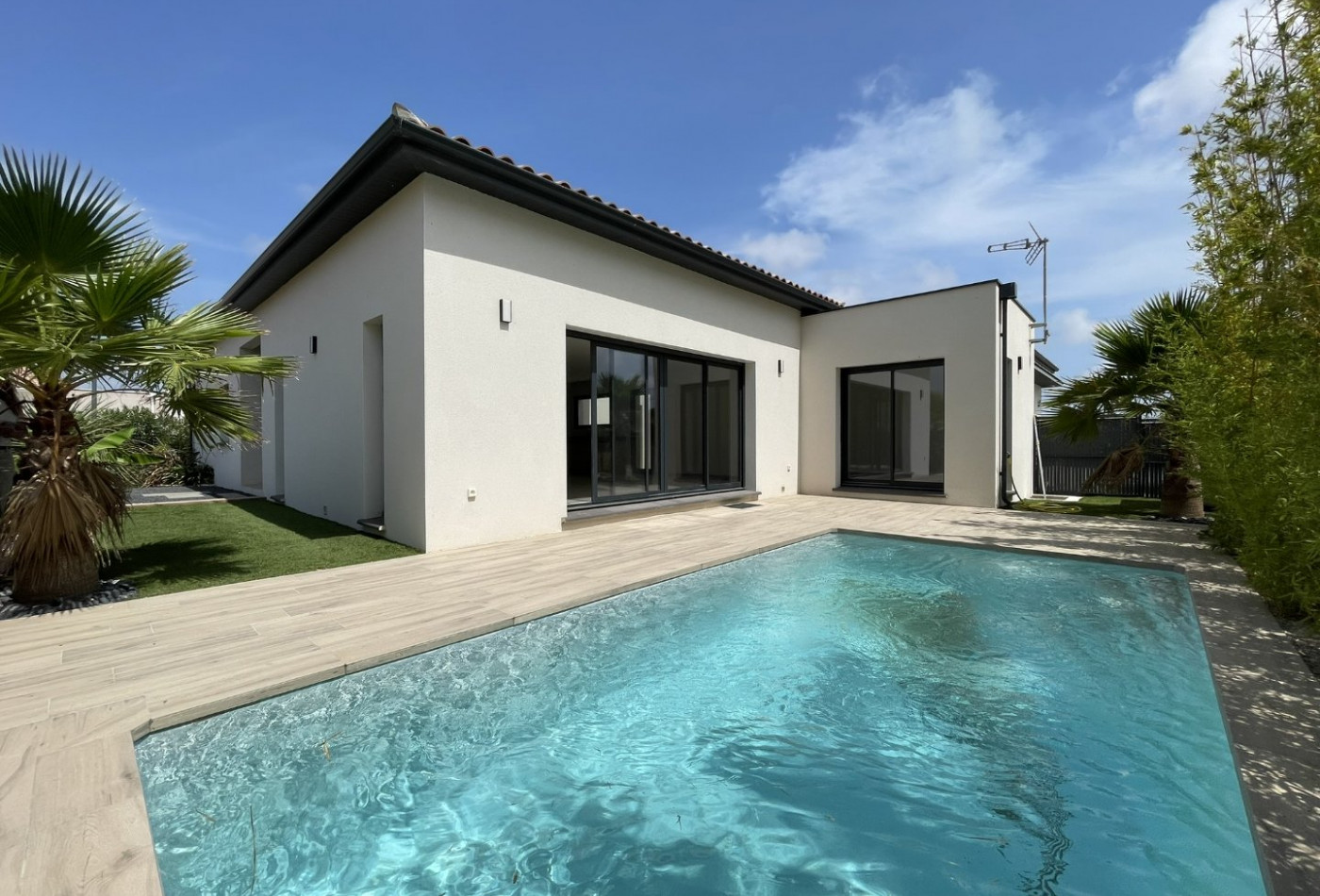 location Villa Sauvian - Photo 1