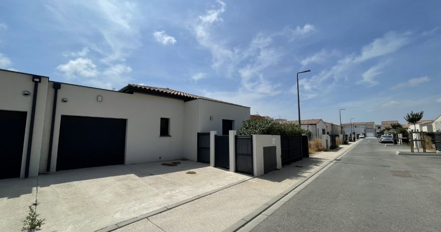 location Villa Sauvian