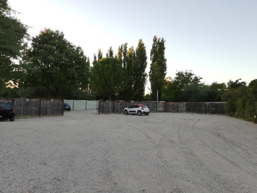 à louer Parking extérieur Pezenas