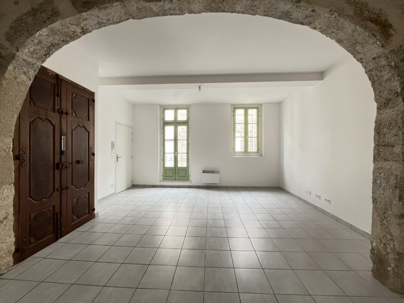 location Appartement Pezenas - Photo 1