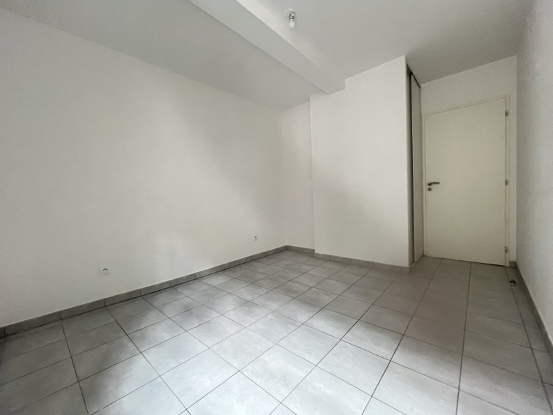 location Appartement Pezenas - Photo 8