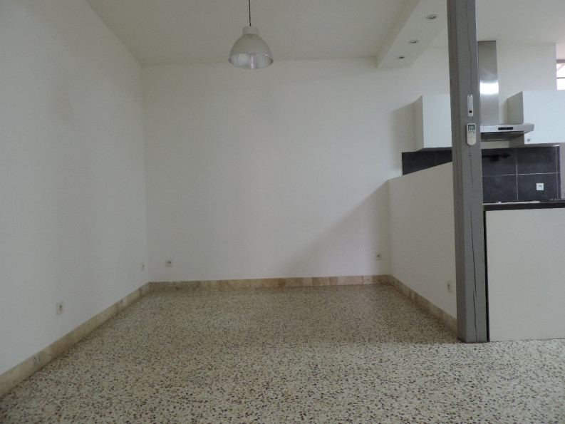 location Appartement Pezenas - Photo 2