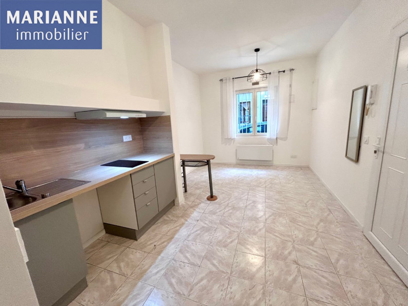 location Appartement Sete - Photo 1