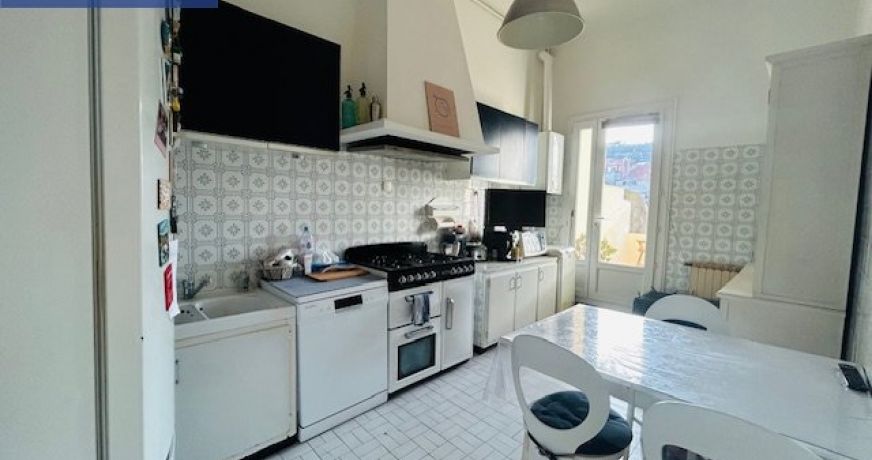 vente Appartement haussmannien Sete