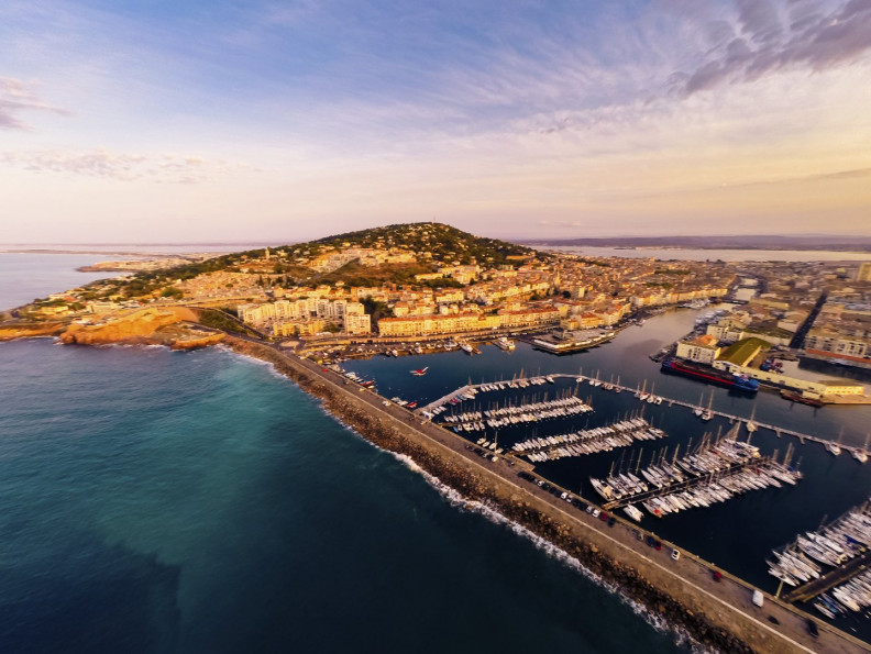 vente Garage Sete - Photo 3