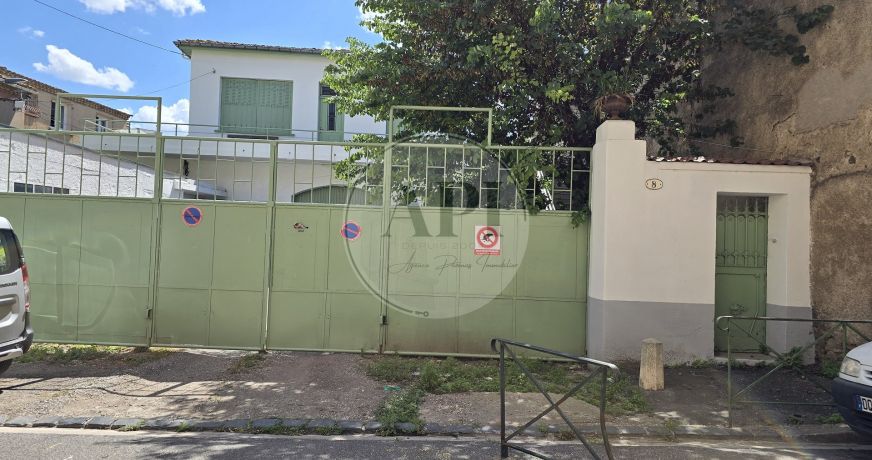 location Parking intérieur Pezenas