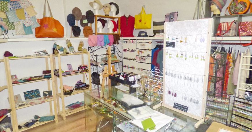 location Local commercial Pezenas