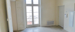 location Appartement bourgeois Pezenas
