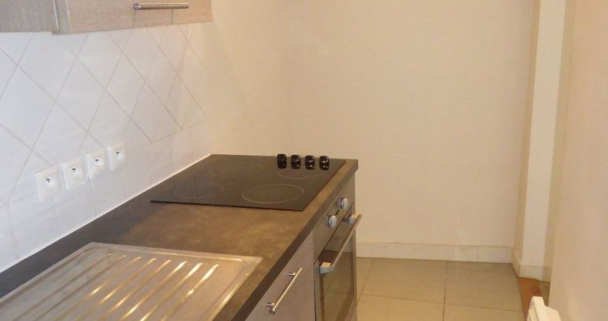location Appartement bourgeois Pezenas