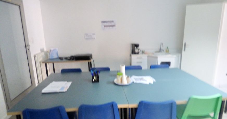 location Local commercial Pezenas