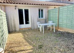 location Pavillon Roujan