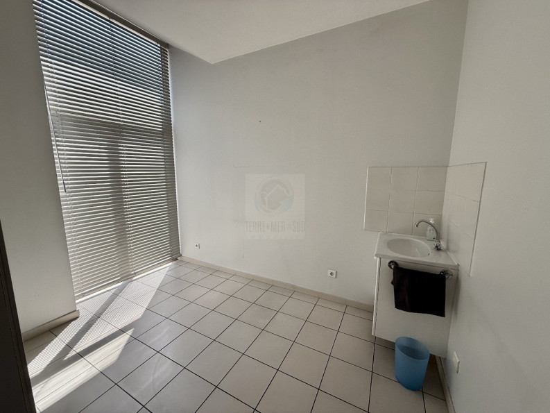 location Local commercial Beziers - Photo 7
