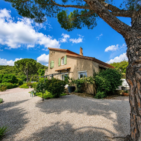 à vendre Propriété Roquebrun - Photo 1