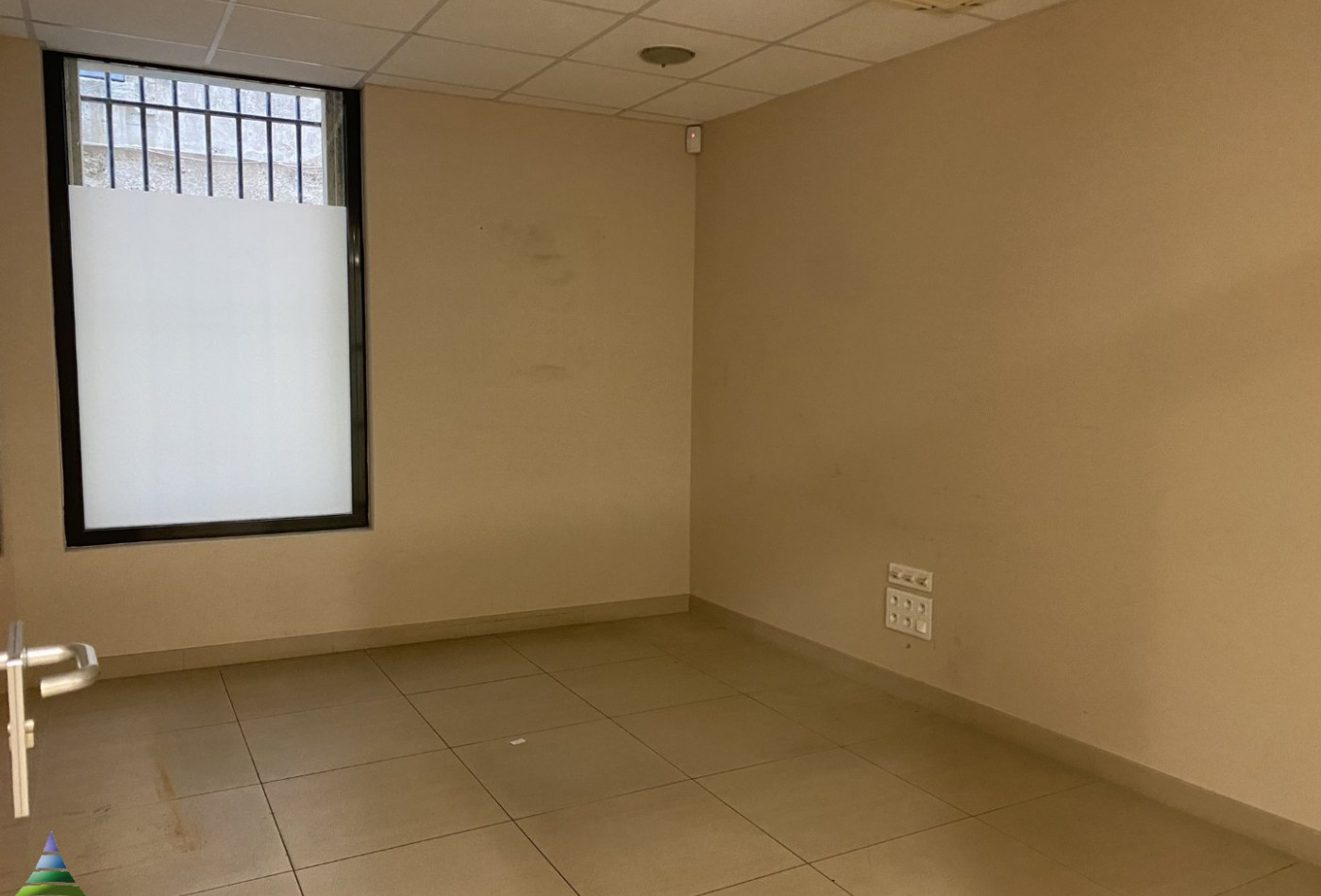 vente Local commercial Pezenas - Photo 4