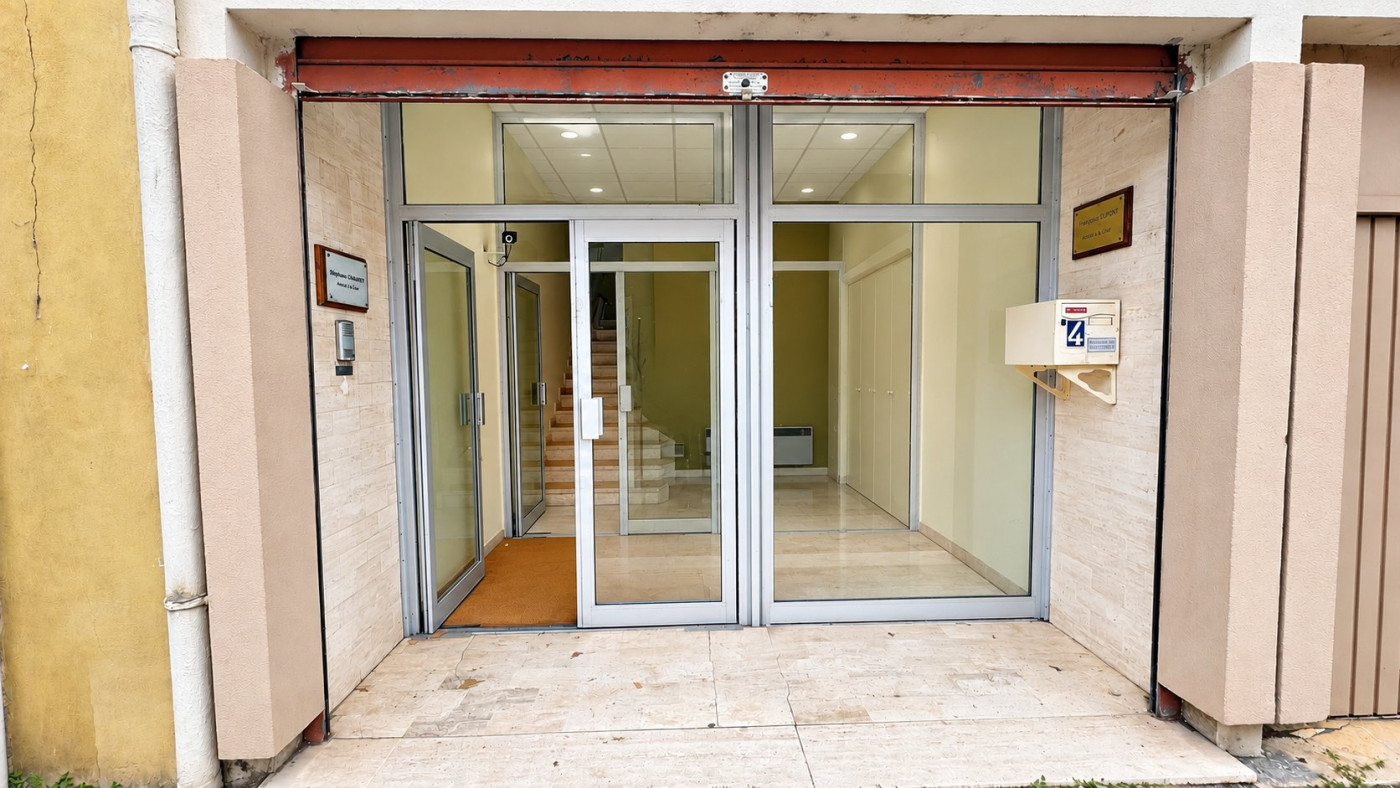 vente Bureau Frontignan - Photo 3