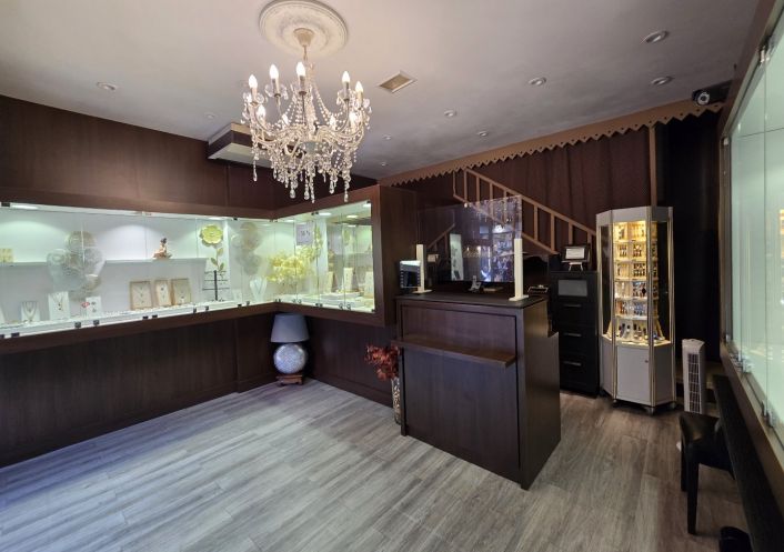 vente Local commercial Sete