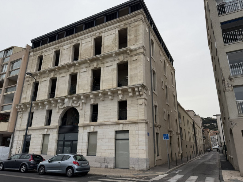 vente Ateliers et bureaux Sete - Photo 1