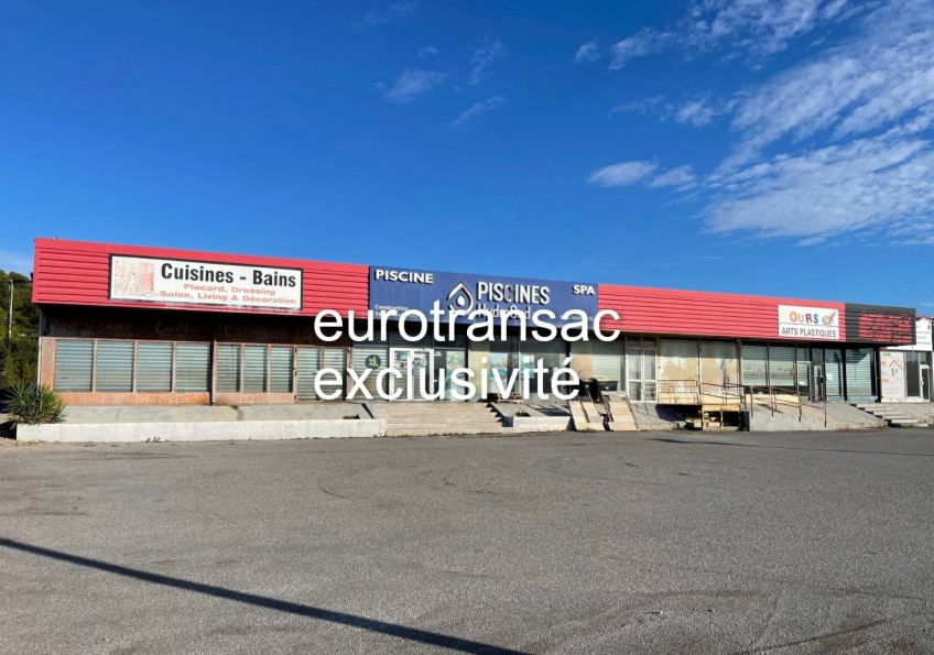 vente Local commercial Poussan - Photo 2