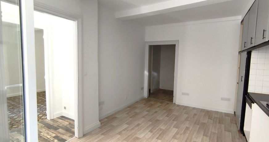 location Maison Cers