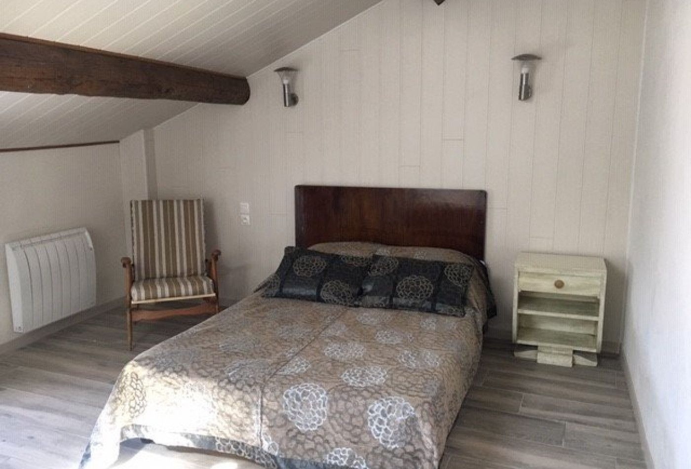 location Appartement Pailhes - Photo 1