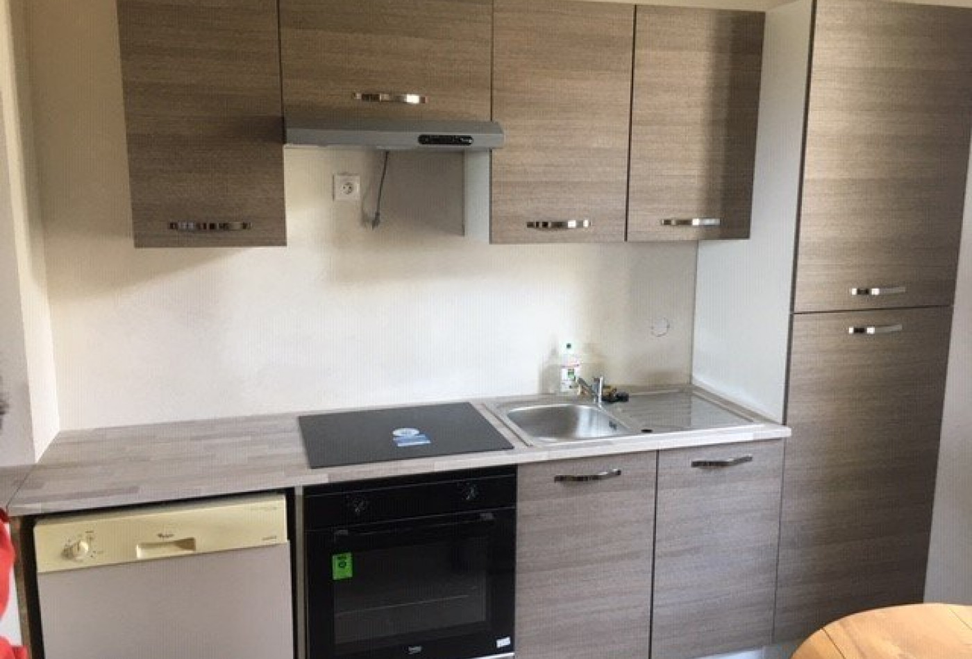 location Appartement Pailhes - Photo 2