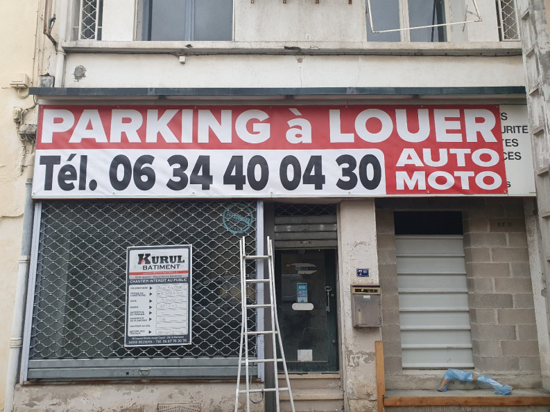 location Parking intérieur Beziers - Photo 1