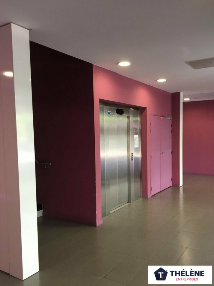location Bureau Le Cres - Photo 5