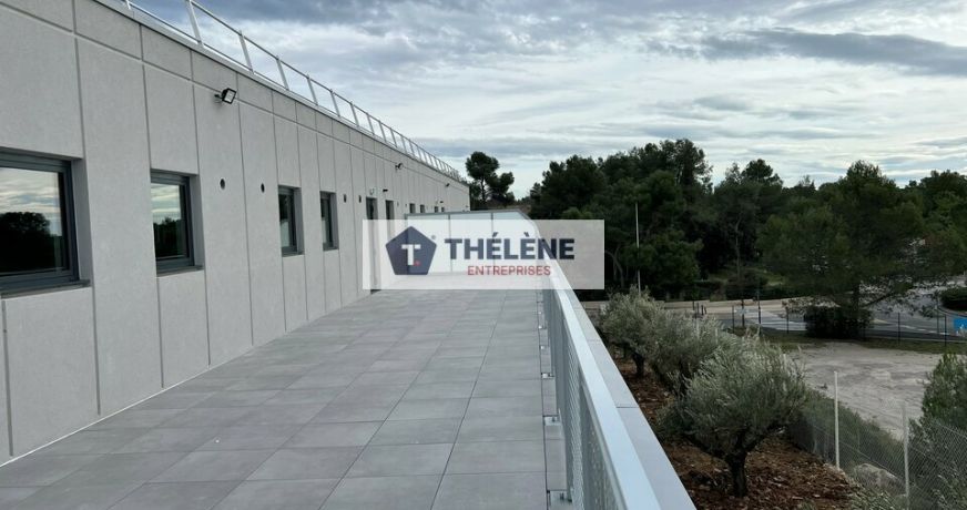 location Bureau Saint Clement De Riviere