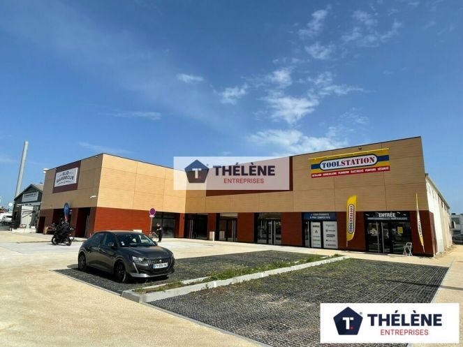 vente Local commercial Lattes