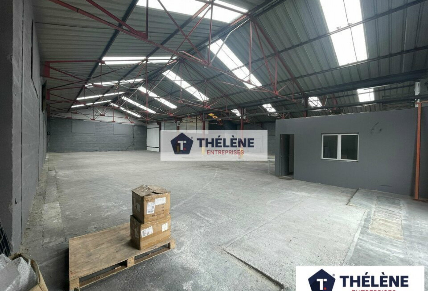 location Locaux d'activité Redessan - Photo 1