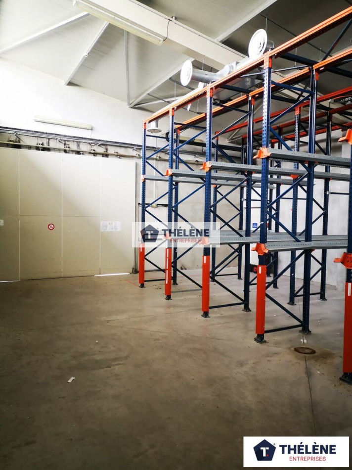 location Locaux d'activité Vailhauques - Photo 1