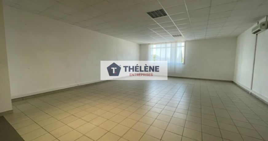 location Bureau Le Cres