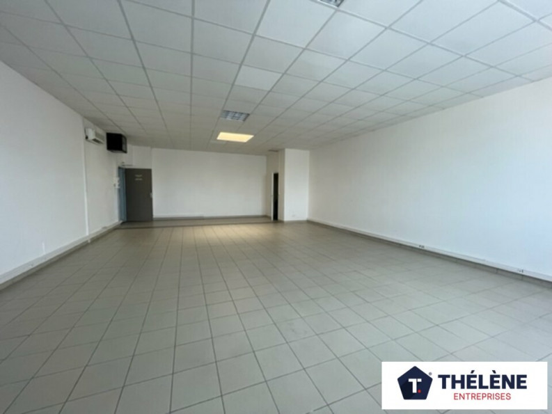 location Bureau Le Cres - Photo 1