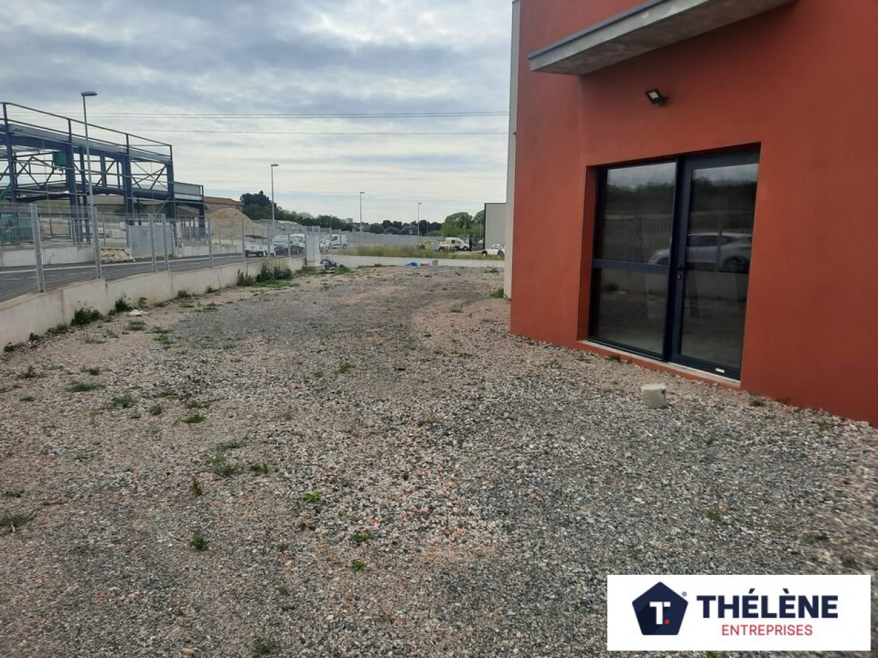 location Locaux d'activité Meze - Photo 3