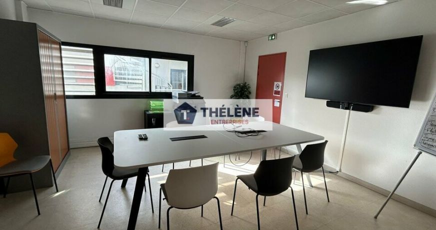 location Bureau Nimes