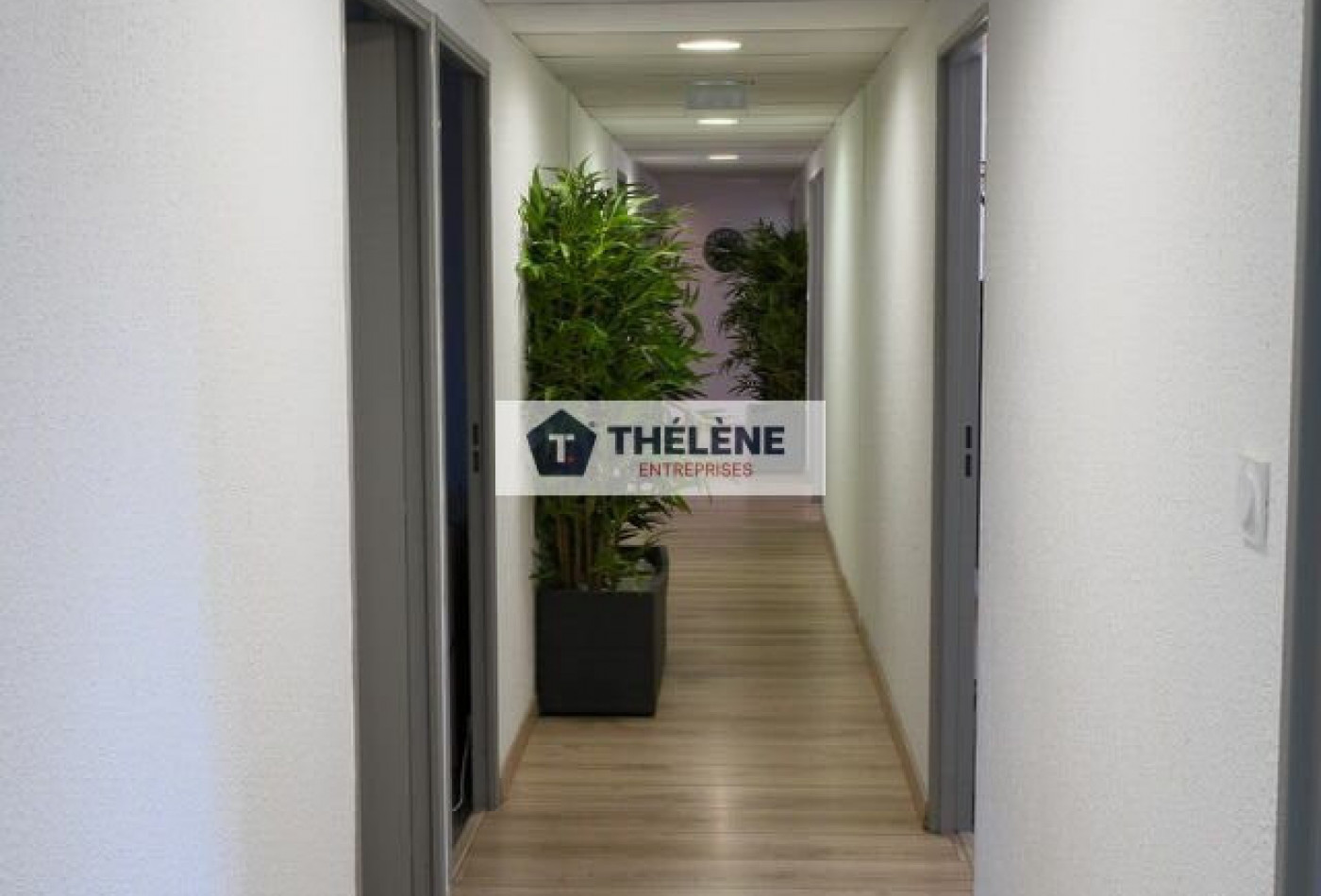 location Bureau Nimes - Photo 3