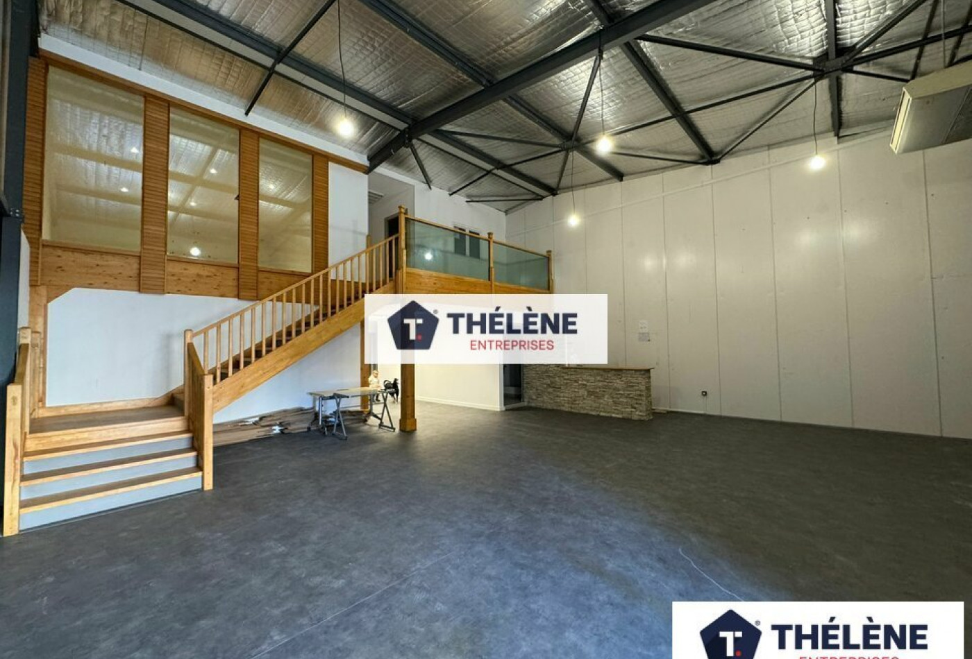 location Locaux d'activité Castelnau-le-lez - Photo 1