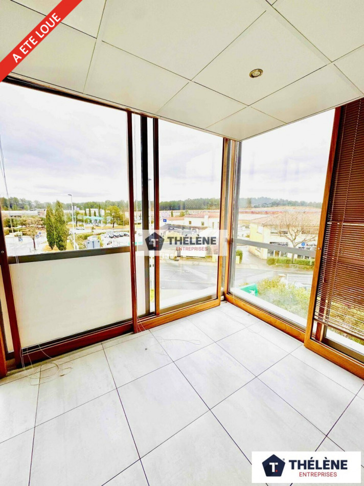 location Bureau Saint-gely-du-fesc - Photo 1